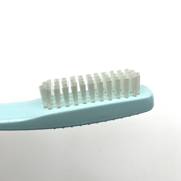 Vintage 80s Avon Fancy Feet Double Action Foot Nylon Brush MM15 Blue Pedicure - Picture 3 of 4